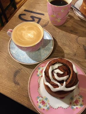 Cafe Penny Lane by null