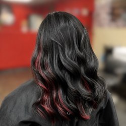 18 Salon - Cherry Peekaboo