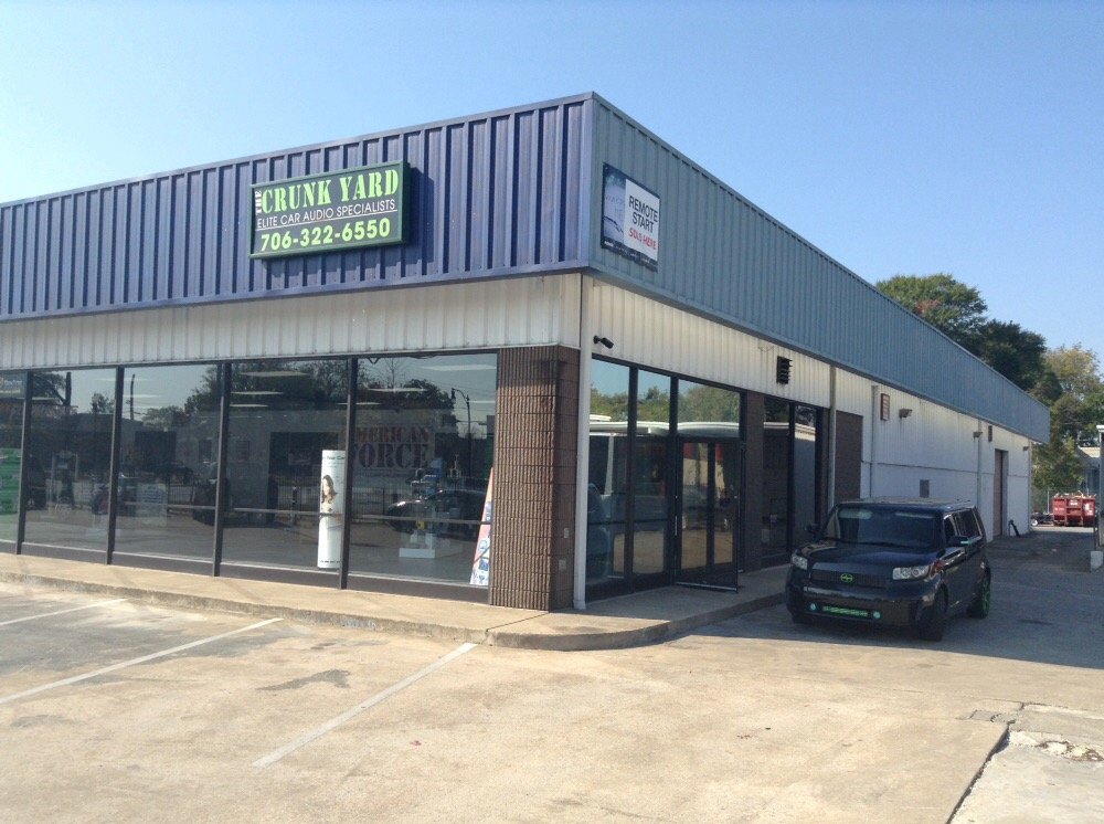 THE CRUNK YARD Updated September 2024 901 Veterans Pkwy, Columbus