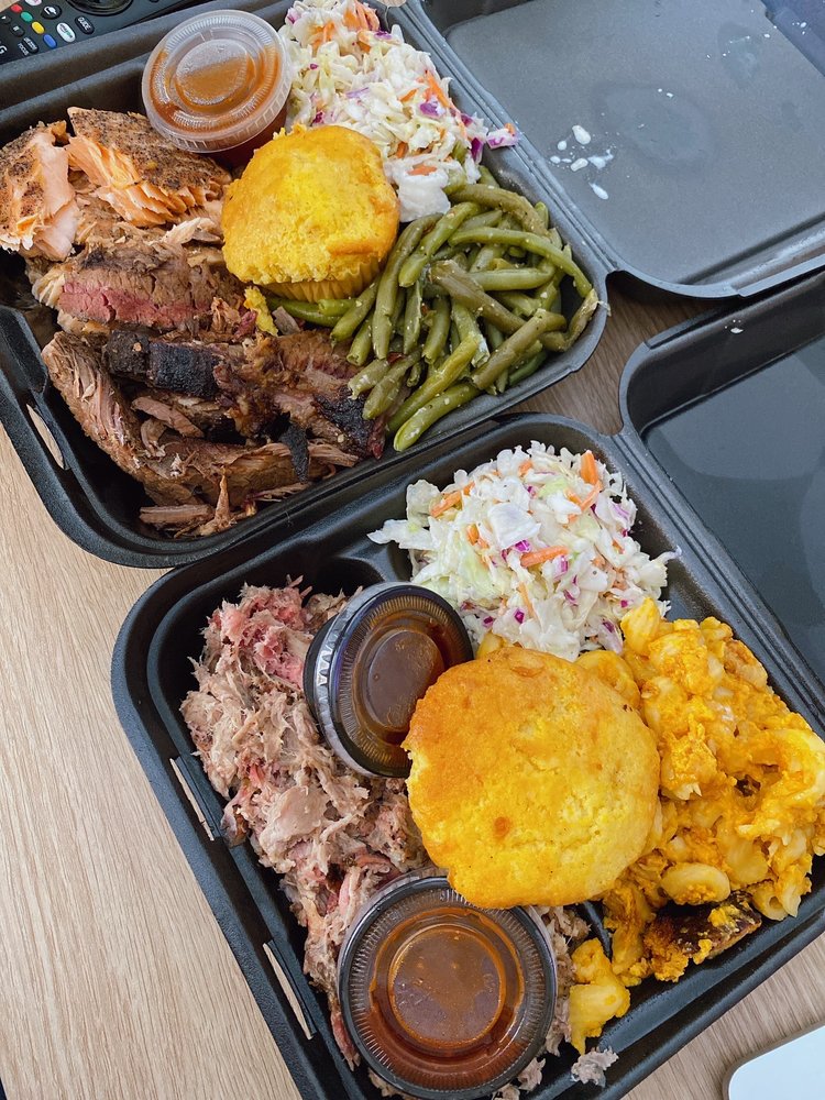 THE PIT STOP 49 Photos & 85 Reviews 6479 28th St SE, Grand Rapids