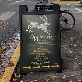 The Warren - Sign at the street - Coffee & Tea Near Me - Silverton, Oregon