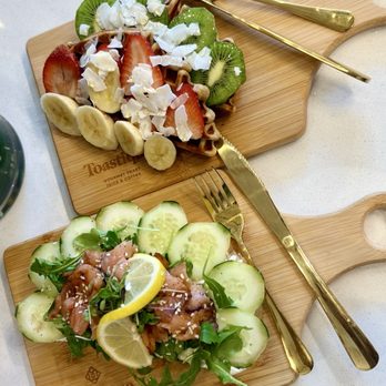 Toastique - Greek Toast and protein waffle with fruit - Juice Bars & Smoothies Near Me - Reston, Virginia