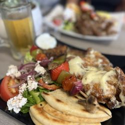 Pita Pitaki - 1/2 lemon chicken
