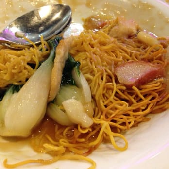 Mayflower Restaurant - House special crispy noodle... a whopping $17 - Seafood Near Me - Dublin, California