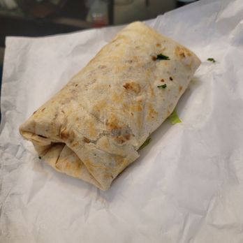 Taquerias Brianas - Chicken burrito.  Large for the price - Food Trucks Near Me - Kyle, Texas