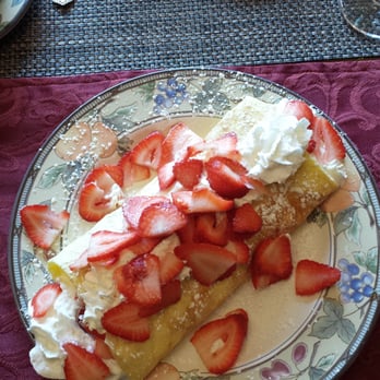 Misty Valley Inn B & B - Strawberry crepe with whipped cream - Hotels Near Me - Forks, Washington