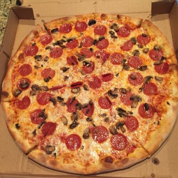 Brooklyn Pizza Bartram Park - XL 18' Pepperoni and Mushroom. - Pizza Near Me - Jacksonville, Florida