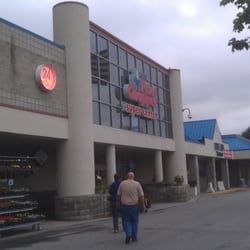 Market 32 By Price Chopper - Storefront
