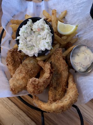 Mill Creek Tavern by null