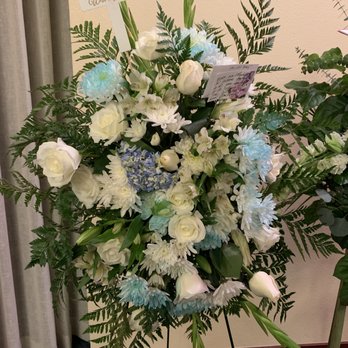 Terry's Florist - CRAP they delivered - Florists Near Me