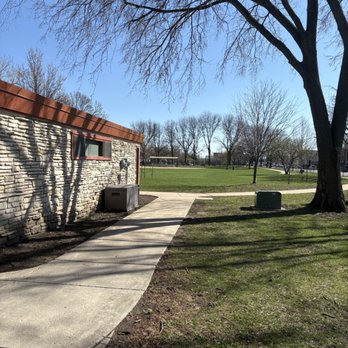 Maple Park - Outside - Playgrounds Near Me - Oak Park, Illinois