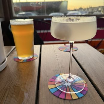 Synth Beer - Breweries Near Me - Costa Mesa, California