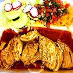 El Cafetin - Pollo Guisado