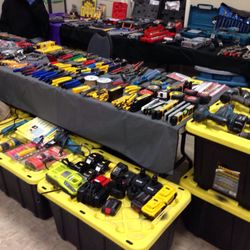 Flea Market - Hillhurst Sunnyside Community - Lots for tools available