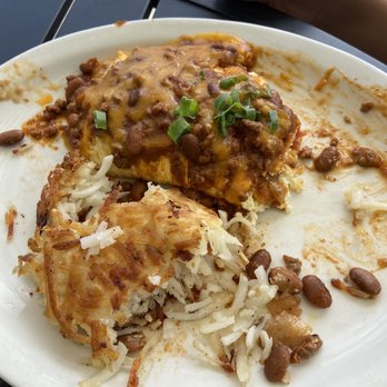 Moke's Bread & Breakfast - Chili cheese omelet - Breakfast & Brunch Near Me - Kailua, Hawaii