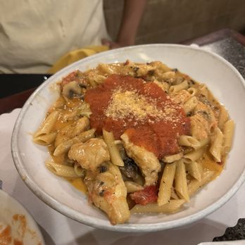 Mangia Mangia - Chicken mangia - Italian Near Me - Huntington Beach, California Mangia Mangia - Chicken mangia - Italian Near Me - Huntington Beach, California