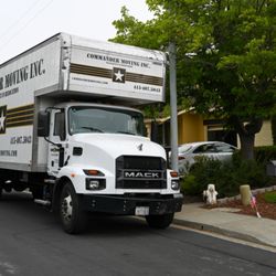 Commander Moving - Commander Moving truck