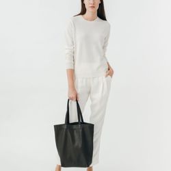 Nest - Baggu leather tote. Made in America