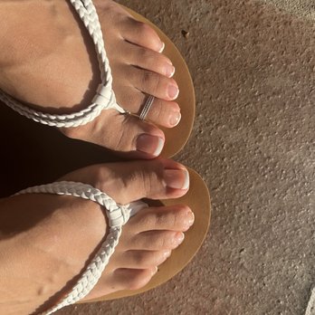 Hawaii Nails - Pedicure with gel polish french tip looking in tact & in perfect condition after almost a week - Nail Salons Near Me - Honolulu, Hawaii Hawaii Nails - Pedicure with gel polish french tip looking in tact & in perfect condition after almost a week - Nail Salons Near Me - Honolulu, Hawaii