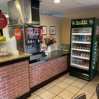 D & G Deli & Grill - Drink Station - Sandwiches Near Me - Jacksonville, Florida