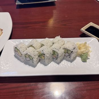 Izziban Sushi - California Roll - Japanese Near Me - Vero Beach, Florida Izziban Sushi - California Roll - Japanese Near Me - Vero Beach, Florida