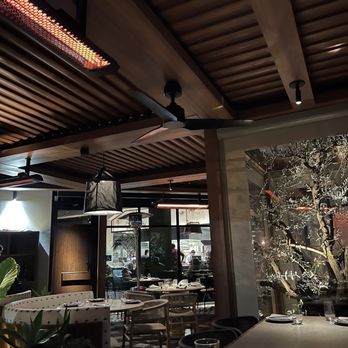 Saizon - Enclosed outdoor patio dining. - New American Near Me - Fresno, California