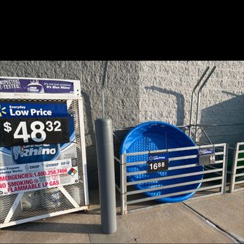 Walmart - the price of a blue plastic bucket and a blue plastic bucket - Department Stores Near Me - Lancaster, Pennsylvania