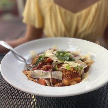 Vivilore - Short rib rigatoni. - American Near Me - Independence, Missouri