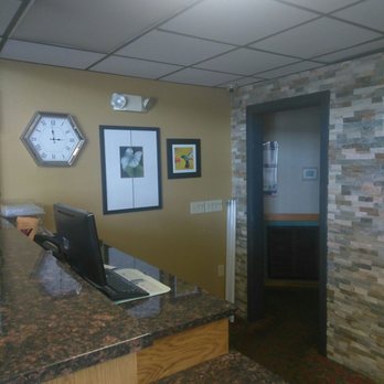 Days Inn by Wyndham Clinton - Hotels Near Me - Clinton, Oklahoma