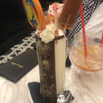 Sugar Factory Foxwoods - American Near Me - Mashantucket, Connecticut