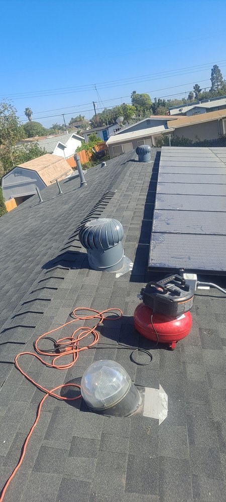 Slide of Alfaros and Son Roofing