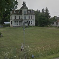 The Bruce Mansion