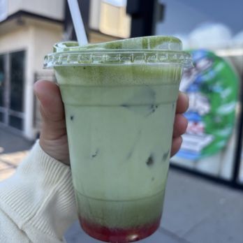 Maison Amour Café - Matcha Latte - Breakfast & Brunch Near Me - Los Angeles, California
