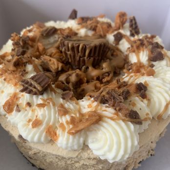 Smax Kitchen N Bakery - Peanut Butter Cup Cheesecake - Desserts Near Me Smax Kitchen N Bakery - Peanut Butter Cup Cheesecake - Desserts Near Me