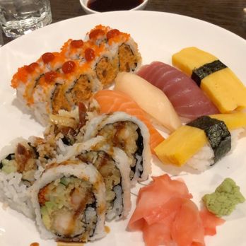 Sushi Para II - Sushi Bars Near Me - Chicago, Illinois