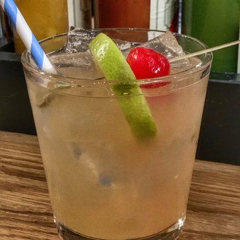Hudson Taco - West Shore Punch, milk punch, sugar cane spirit, dark rum, lime, bitters - Tacos Near Me - Newburgh, New York