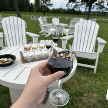 Tranquillity Vineyard & Winery - Wine Tasting Room Near Me - Middlebury, Connecticut Tranquillity Vineyard & Winery - Wine Tasting Room Near Me - Middlebury, Connecticut