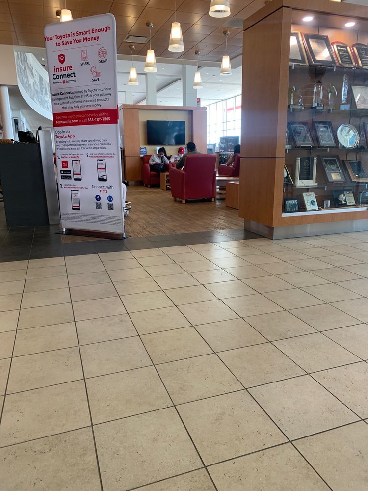 TOYOTA OF IRVING Updated July 2024 34 Photos & 192 Reviews 1999 W