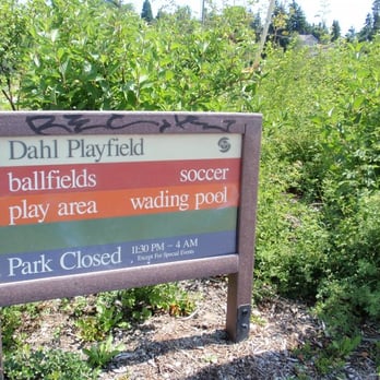 Dahl Playfield - Parks Near Me - Seattle, Washington