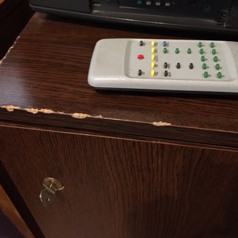 Hotel Columbus - Someone is chewing on the fridge - Hotels Near Me - Rome, RM