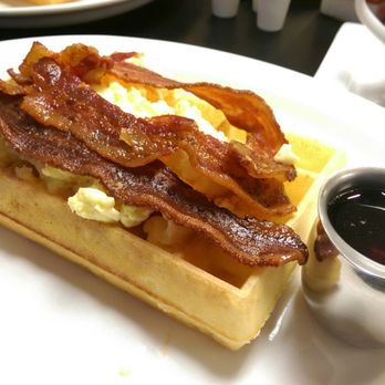 Le Petit Belge - Breakfast special - Breakfast & Brunch Near Me - Vancouver, British Columbia
