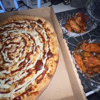 Pizza by Napoli - Barbecue pizza w wings - Pizza Near Me - Phoenix, Arizona Pizza by Napoli - Barbecue pizza w wings - Pizza Near Me - Phoenix, Arizona