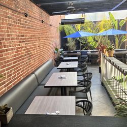 Sena On Myrtle - Back Patio