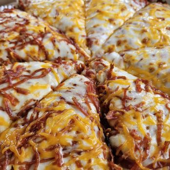 Frozen Dee-Lite Cafe Authentic Pizza - Ice Cream & Frozen Yogurt Near Me - Parkman, Ohio