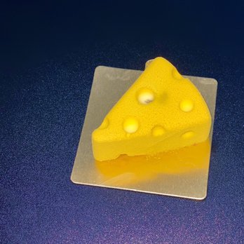 DayDream Cake Shop - Yuzu Cheesecake (12/2023) - Desserts Near Me - San Francisco, California DayDream Cake Shop - Yuzu Cheesecake (12/2023) - Desserts Near Me - San Francisco, California