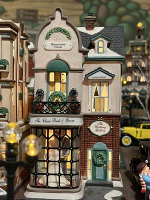 White Fence Farm Main Restaurant by null