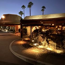 Enzo's Bistro and Bar Rancho Mirage - Exterior at dusk.
