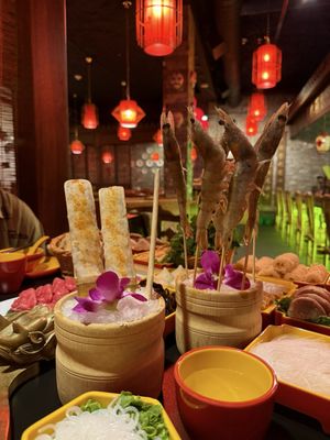 Wei Shu Wu Hot Pot 味蜀吾火锅 by null