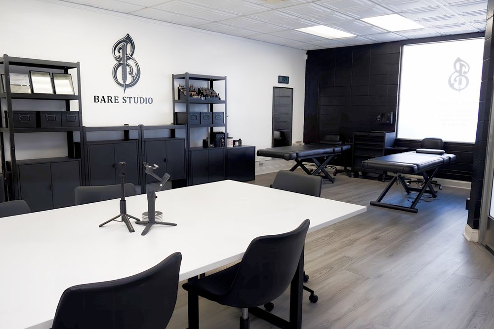 Bare Studio Logo