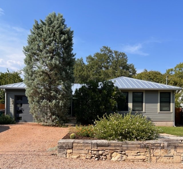 Slide of Straight Solutions Inc.